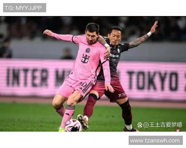 某足球球星因表现不佳遭球迷嘲笑 网友调侃其状态低迷引发热议